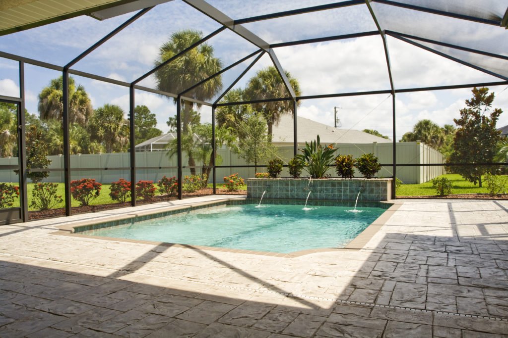 Reasons To Have Screen Enclosures In Lakeland from Conner Exteriors